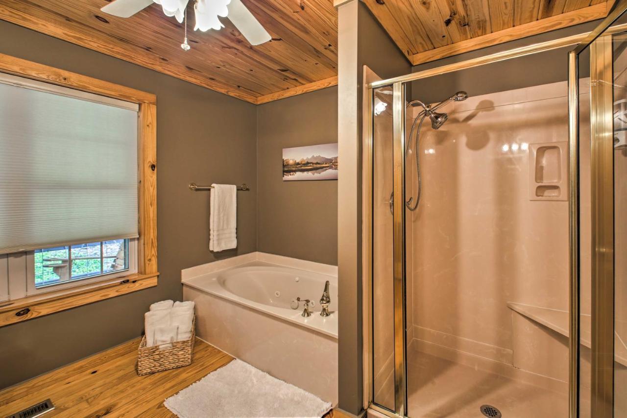 Lakeside Hot Springs Retreat With Kayaks And Boat Dock Hot Springs Village Extérieur photo